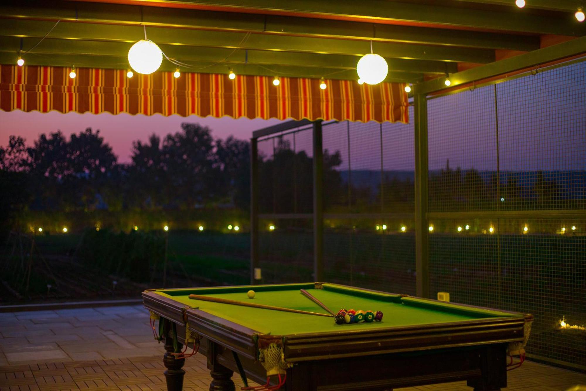Elivaas Hidden Oasis 4Bhk With Pool, Mud House & Container House Villa Dhauj ภายนอก รูปภาพ