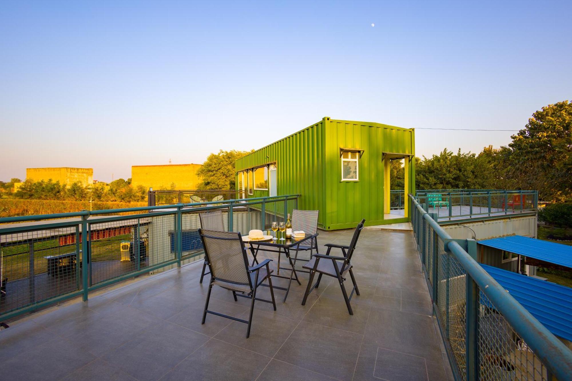 Elivaas Hidden Oasis 4Bhk With Pool, Mud House & Container House Villa Dhauj ภายนอก รูปภาพ