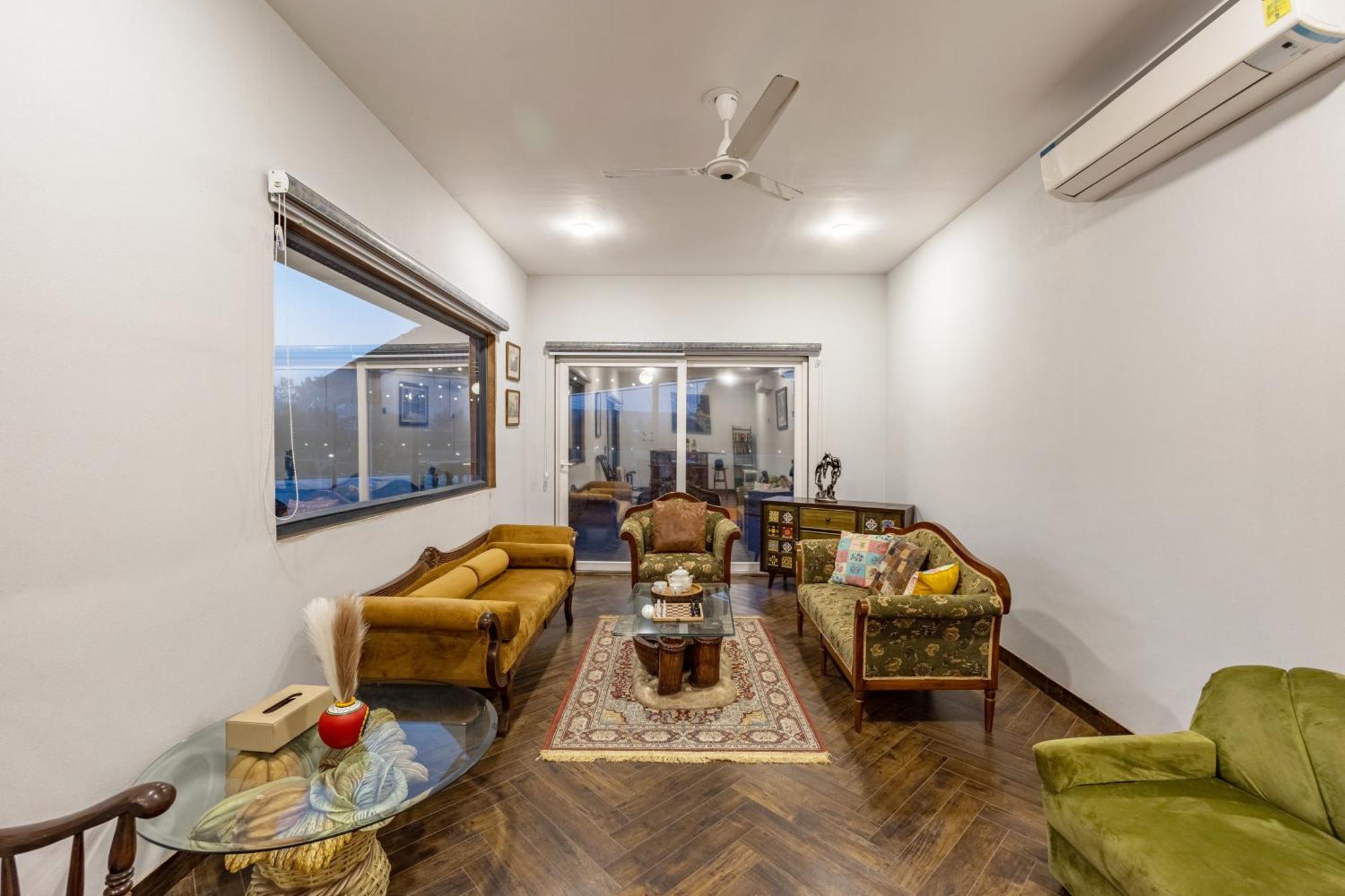 Elivaas Hidden Oasis 4Bhk With Pool, Mud House & Container House Villa Dhauj ภายนอก รูปภาพ